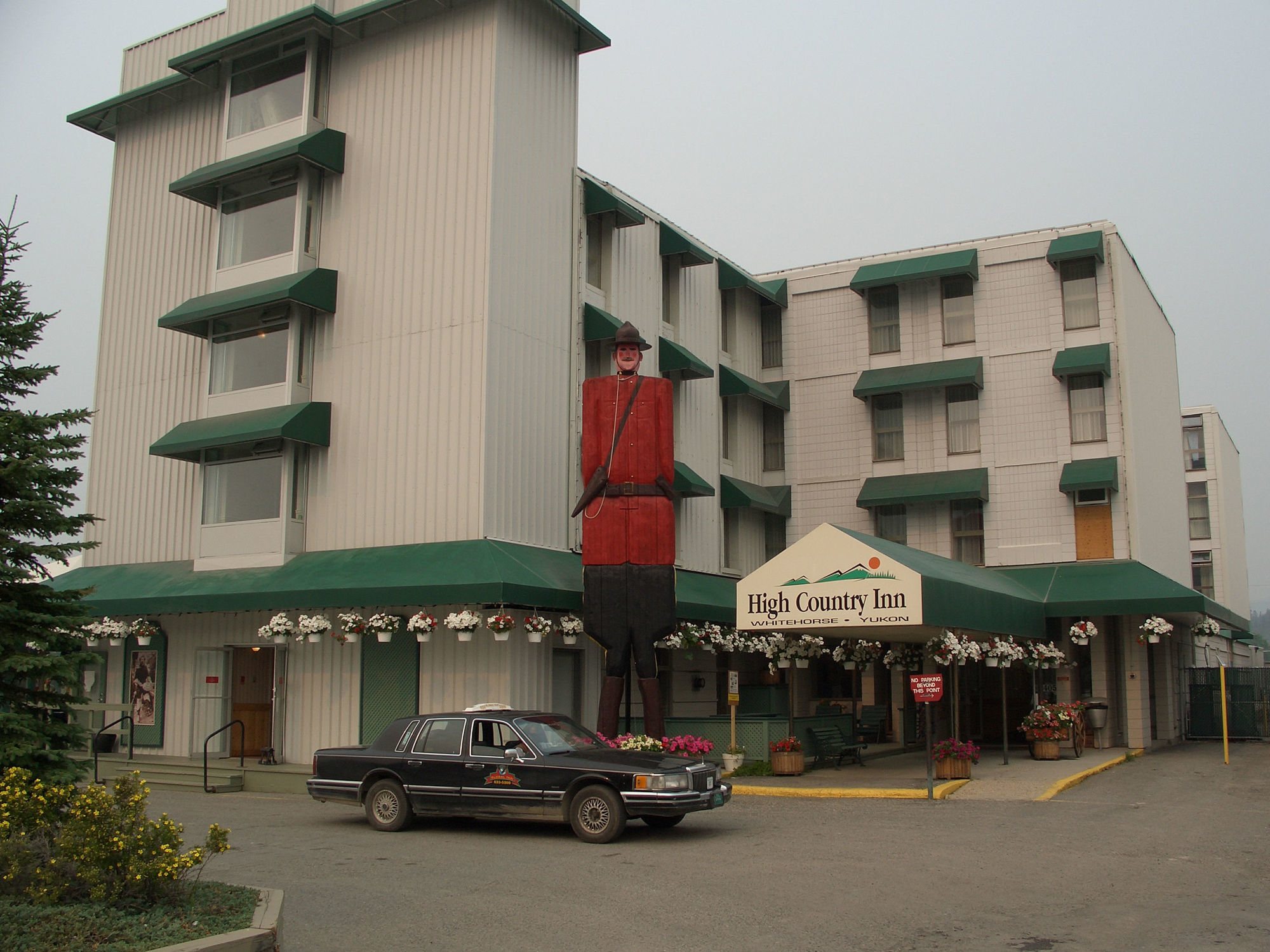 Coast High Country Inn Whitehorse Exteriér fotografie
