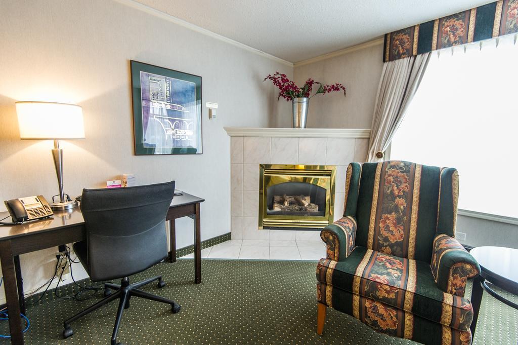 Coast High Country Inn Whitehorse Exteriér fotografie